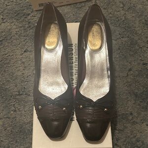 Rod Hommerson Dark Brown Women's low Heels Leather and Patent slip on size 9M